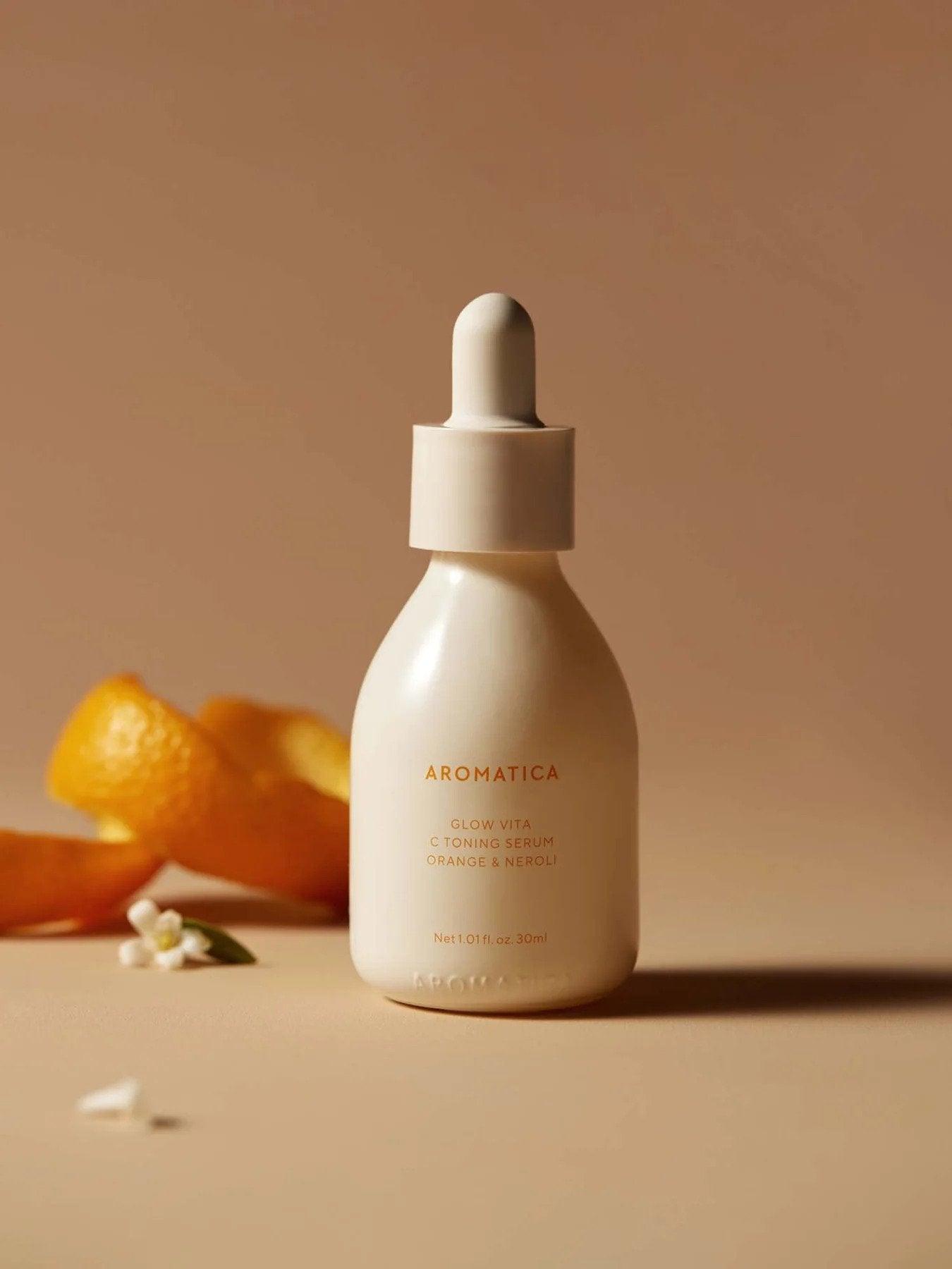 [オーガニック＆エコフレンドリーコスメ] アロマティカ グロウ ヴィータ C トーニングセラム オレンジ＆ネロリ 30ml